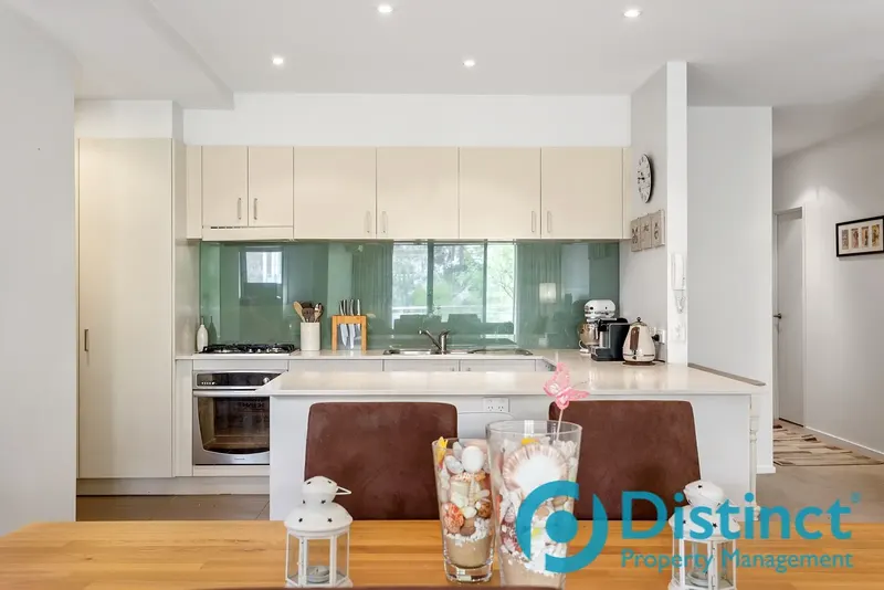 144/56 Eyre Street, Kingston, photo 3