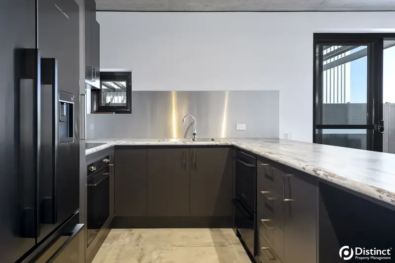 308/17 The Causeway, Kingston, photo 3