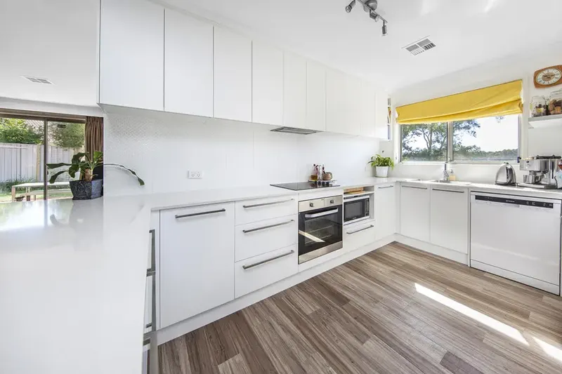 19 Charvin Court, Melba, photo 3