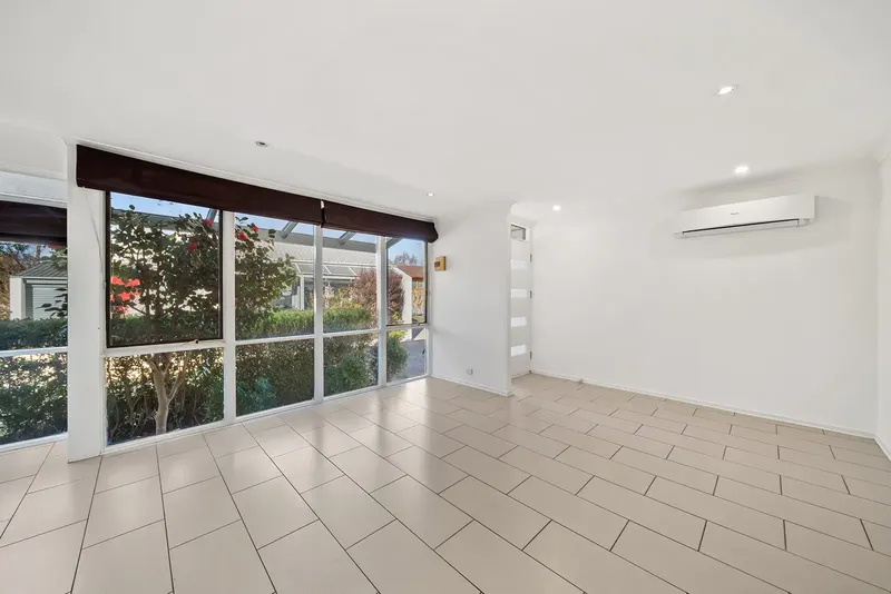 1/11-13 Campbell Street, Queanbeyan, photo 2