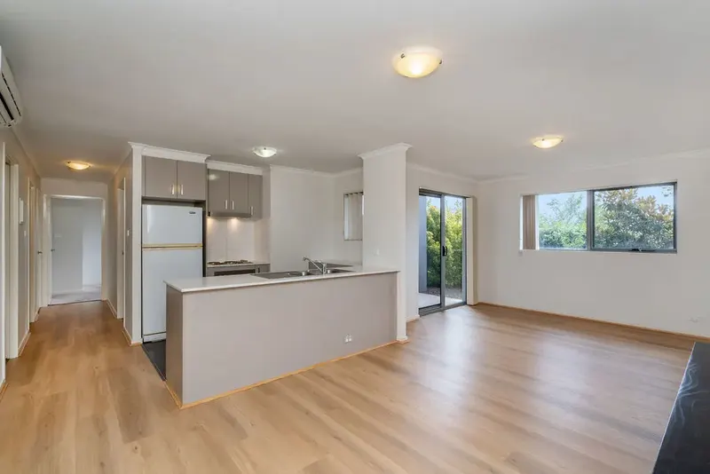 31/75 Elizabeth Jolley Crescent, Franklin, photo 2