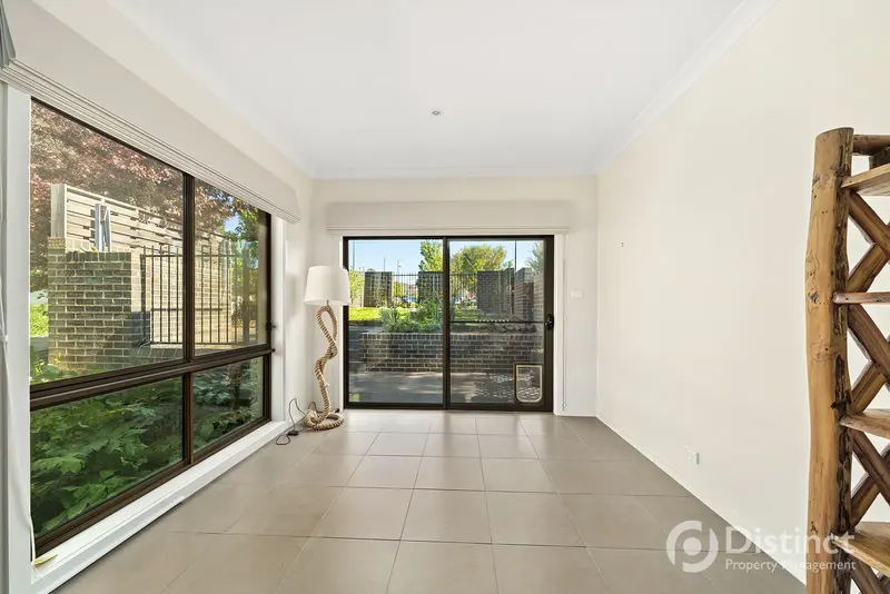1/12 Lomax Street, Forde, photo 10