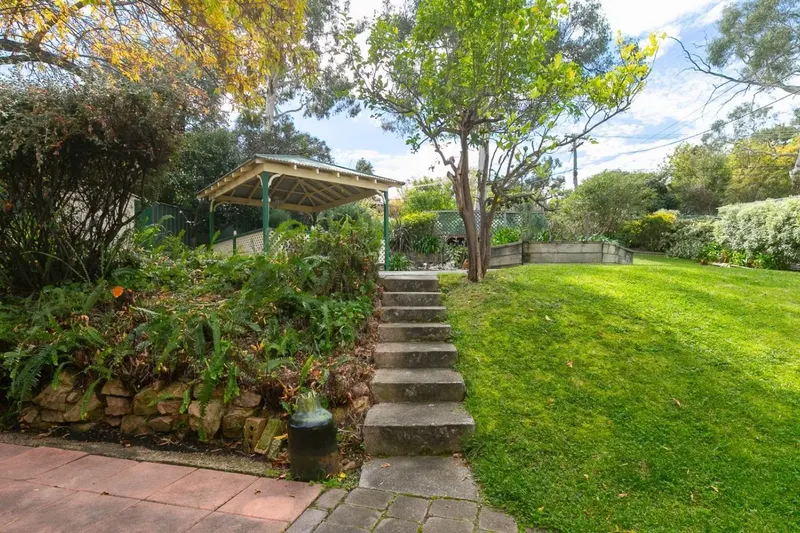 5 Simon Place, Kambah, photo 16