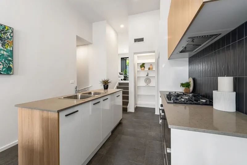 6A Opperman Avenue, WRIGHT ACT 2611, photo 6