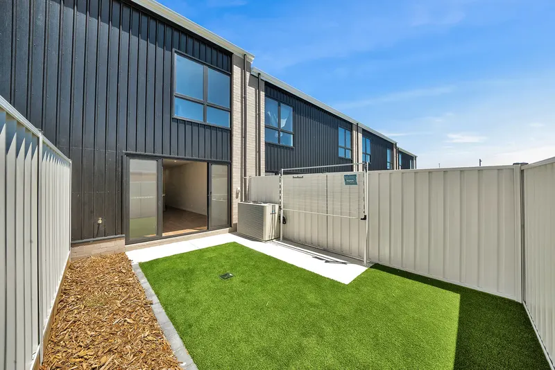 9/22 Mulgara Loop, Throsby
