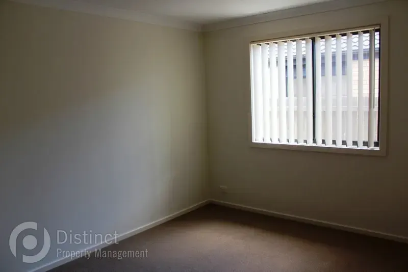 37 Dame Zara Street, Gungahlin, photo 15