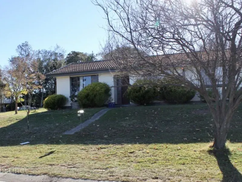 1a Withers Place, Weston