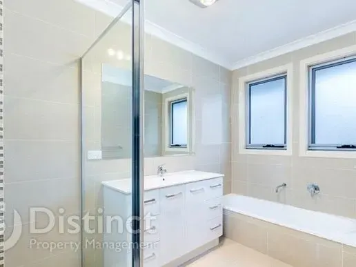 1/2 Ridding Street, Forde, photo 9