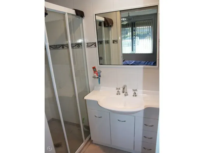 16 Lovegrove Place, Kambah, photo 6