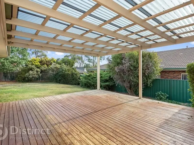 6 Tuross Close, Amaroo, photo 12