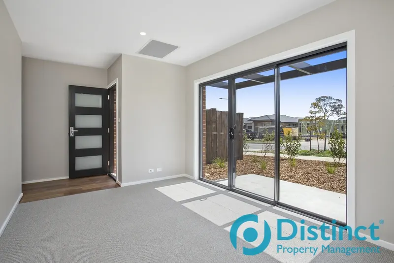 85 Barramundi Street, Throsby ACT 2914, photo 6