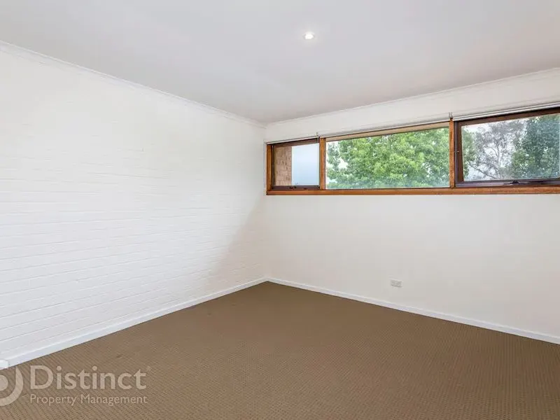 13 Mcelhone Court, Belconnen, photo 7