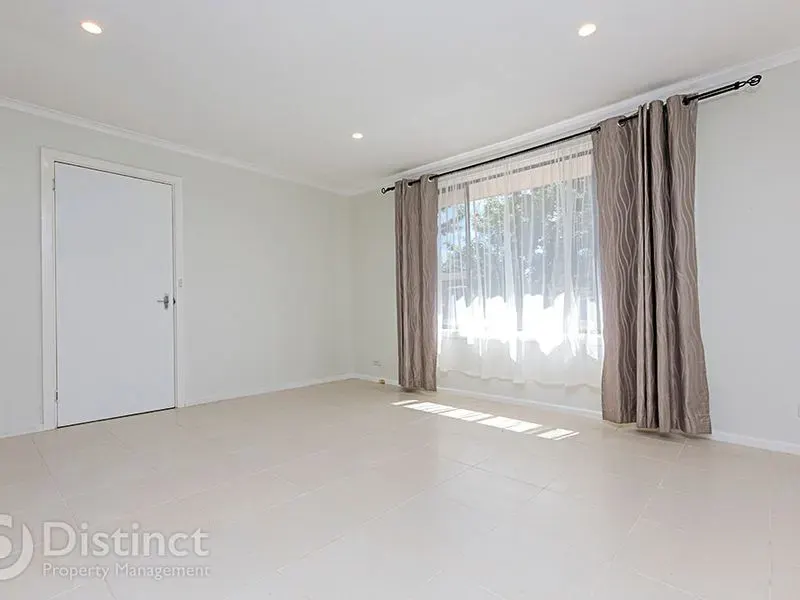 14 Mccarthy Place, Charnwood, photo 6