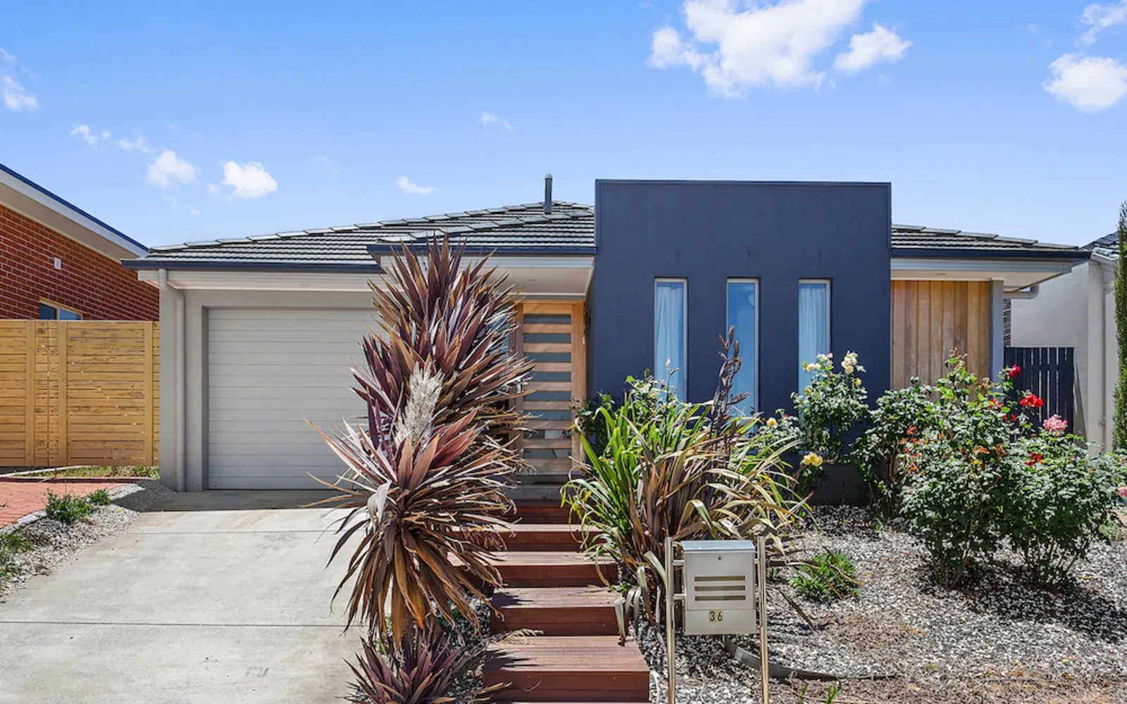 36 Adventure Street, Harrison, photo 1
