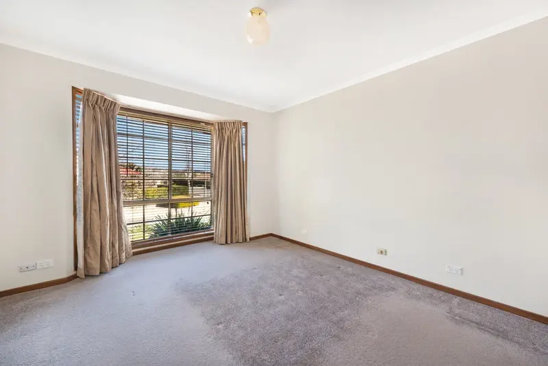 1 Chaton Place, Palmerston ACT 2913, photo 10