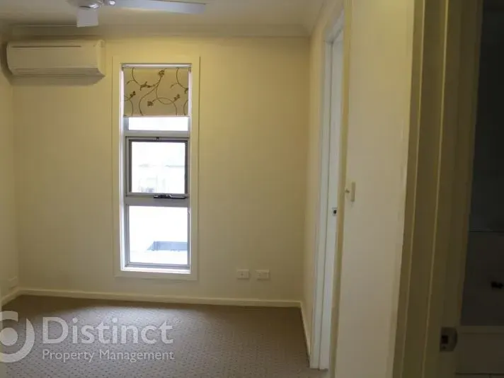 22 Redruth Street, Crace, photo 8