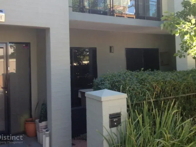 21 Chidley Street, Gungahlin, photo 1
