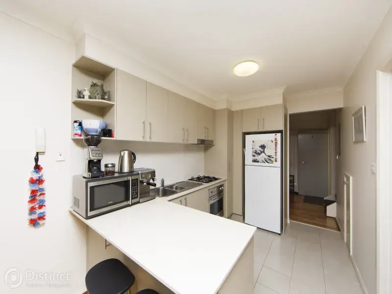 3/69 Torrens Street, Braddon, photo 2