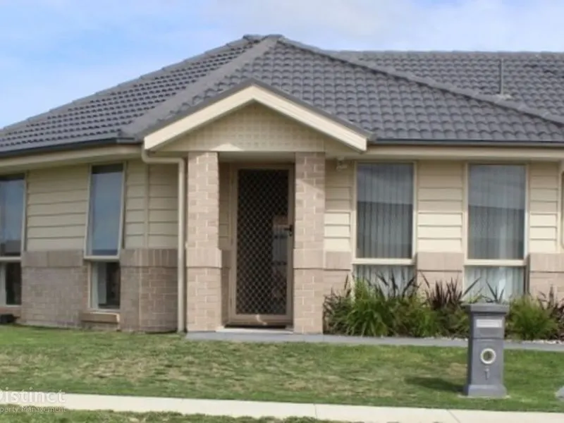 1 Margaret Tucker Street, Bonner, photo 1