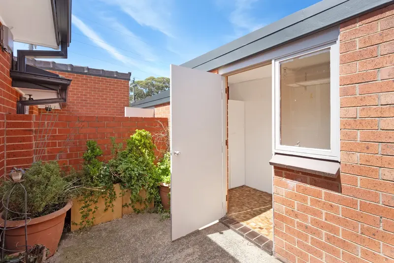 2/87-89 Donald Road, Karabar, photo 3