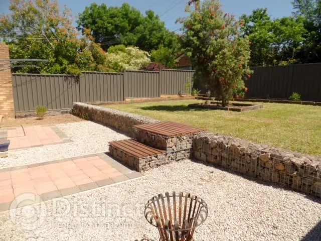 116 Livingston Avenue, Kambah, photo 10
