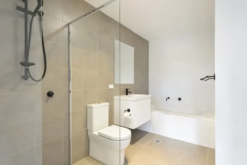 67/45 Athlon Drive, Greenway, photo 7