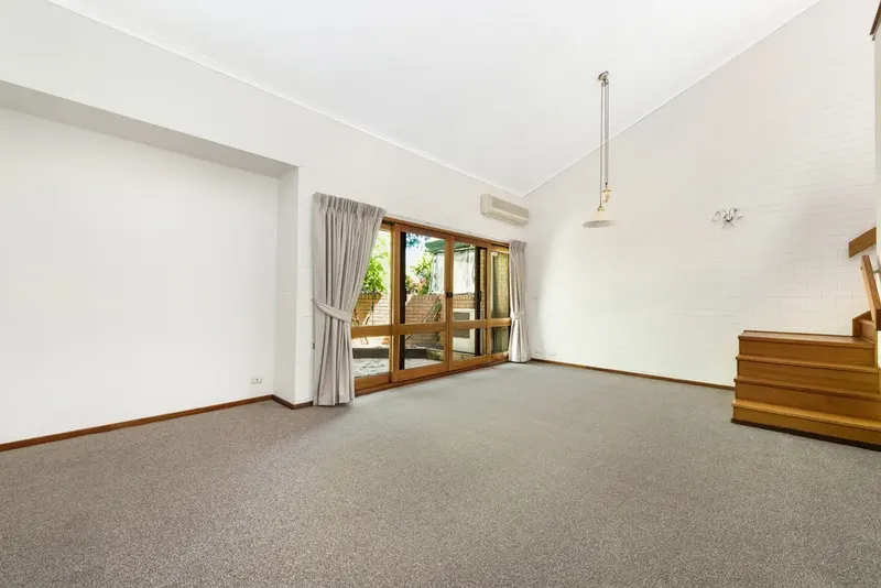 4 Howie Court, Belconnen, photo 3