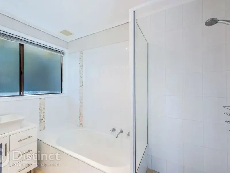 9 Sadleir Place, Charnwood, photo 7