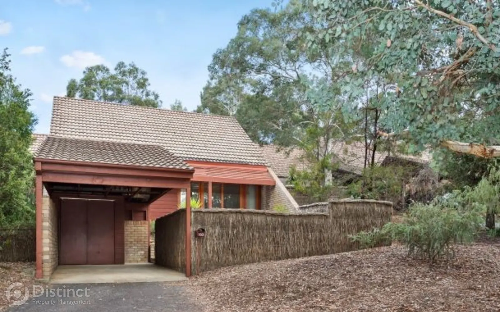 102 Wybalena Grove, Cook, photo 1