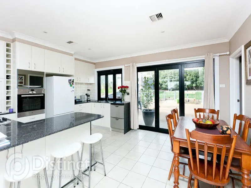 62 Richard Avenue, Crestwood, photo 3