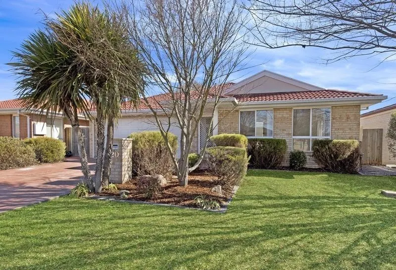 20 Petersilka Street, Gungahlin, photo 1