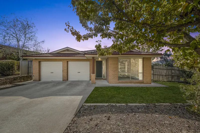 29 Burrendong Street, Duffy
