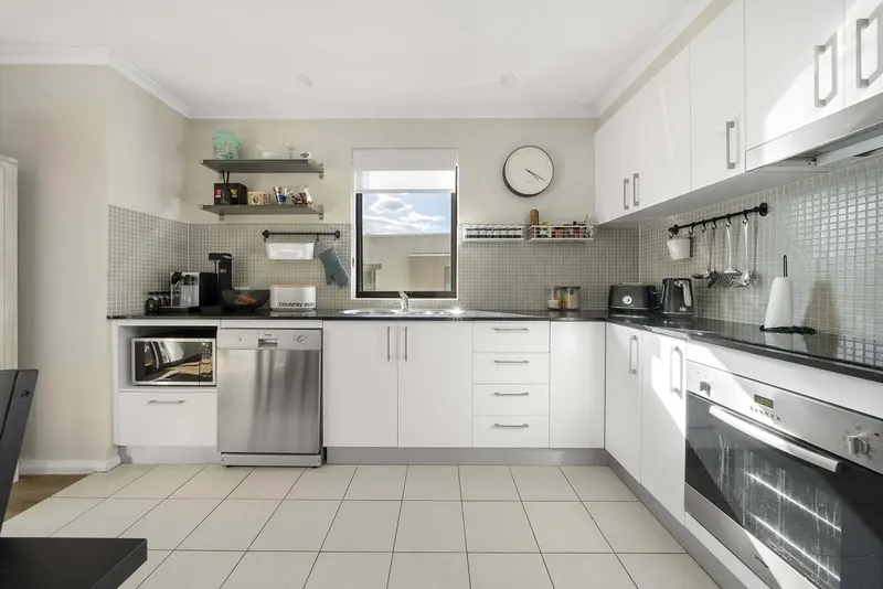 5/102 Athllon Drive, Greenway, photo 4