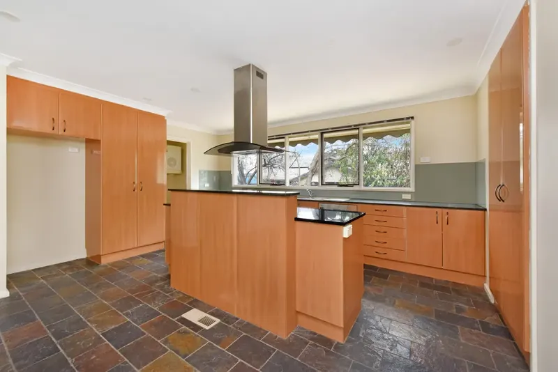 8 Legge Street, Downer, photo 6