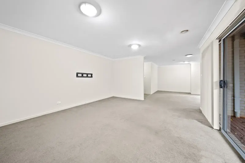 20 Renouf Street, Casey, photo 2