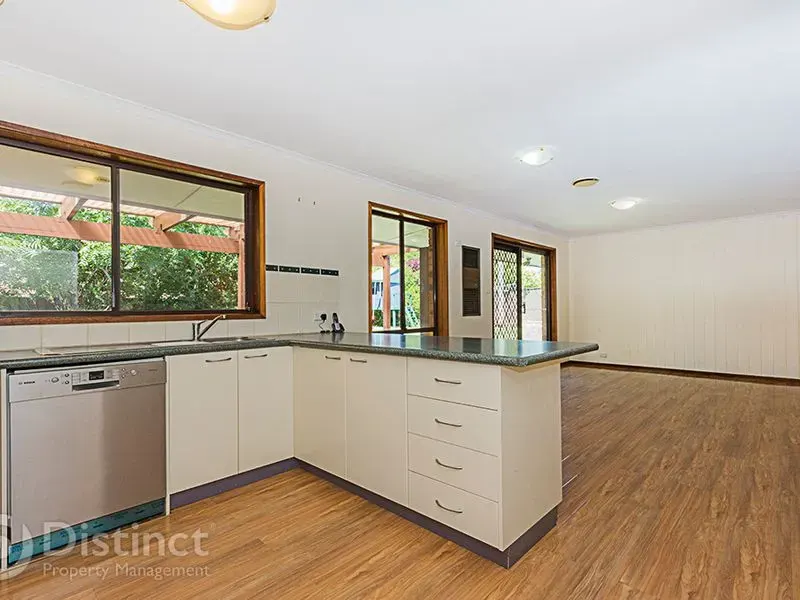 26 Hammond Close, Oxley, photo 3