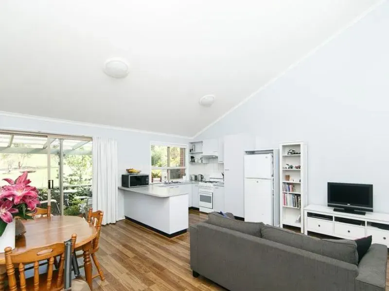 2/6 Berra Close, Ngunnawal, photo 1