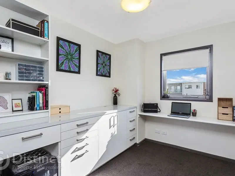 66/41 Clare Burton Crescent, Franklin, photo 4