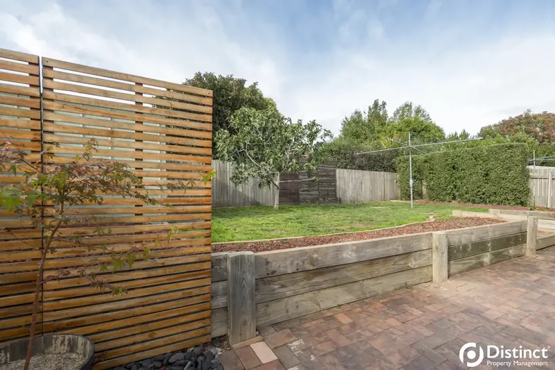 24 Murrung Crescent, Ngunnawal, photo 12