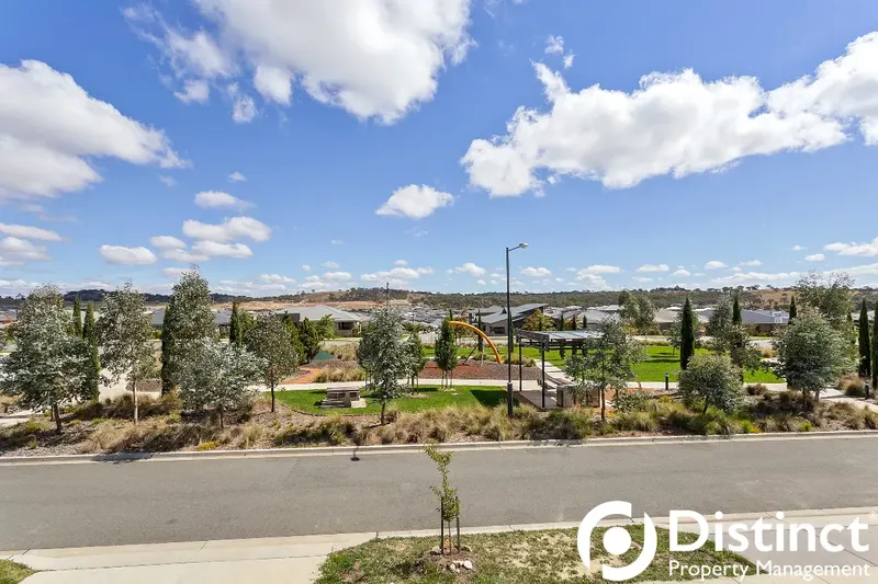 5 Yates Way, Googong, photo 2