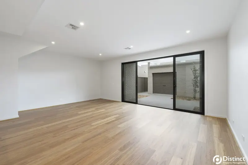 29 Pademelon Street, Throsby, photo 3