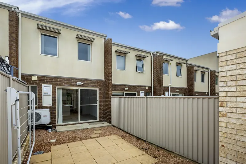 9/70 Kings Canyon Street, Harrison, photo 10
