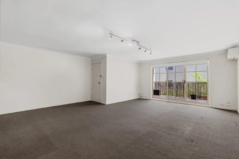 13/23 Aspinall Street, Watson, photo 3