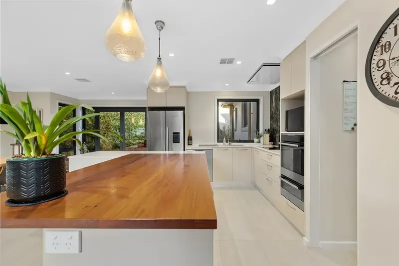 58 Carstensz Street, Griffith, photo 11