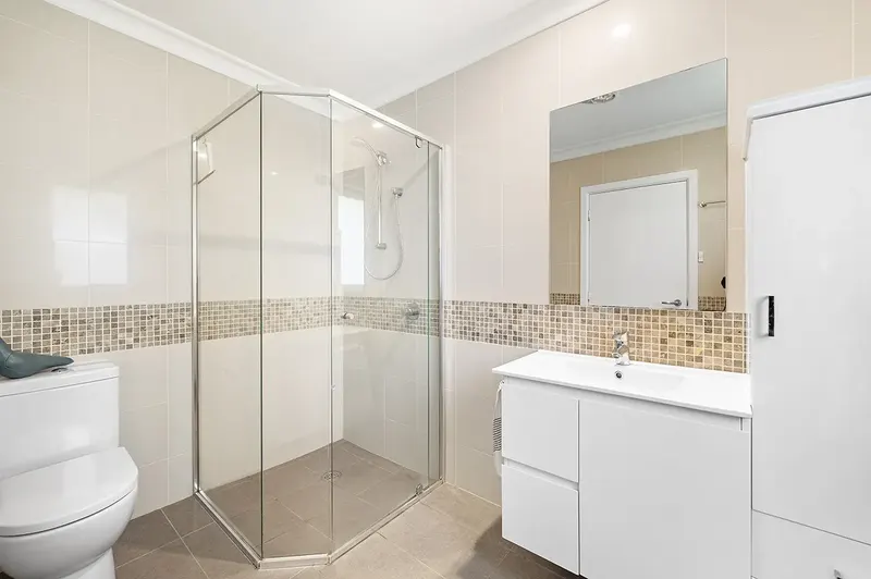 98 Vasey Crescent, Campbell, photo 8