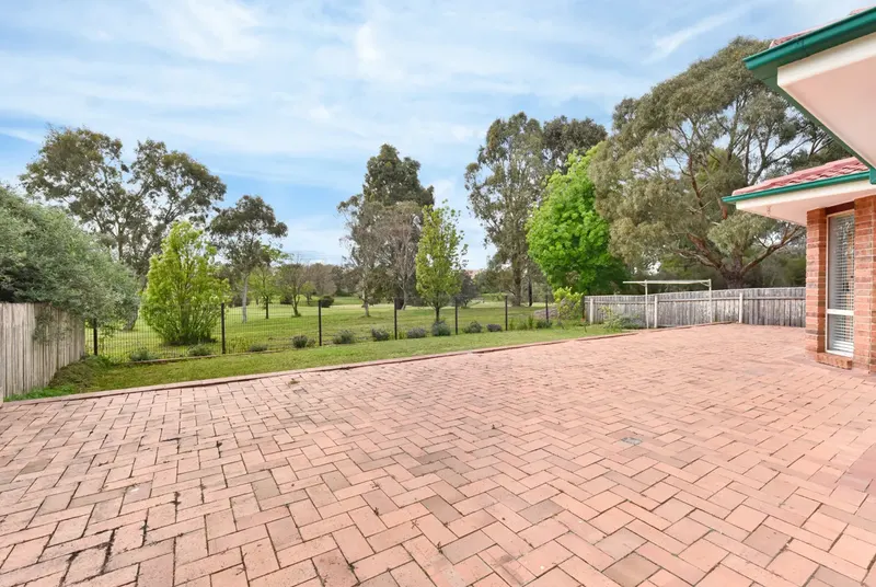 59 Ferguson Circuit, Ngunnawal, photo 11