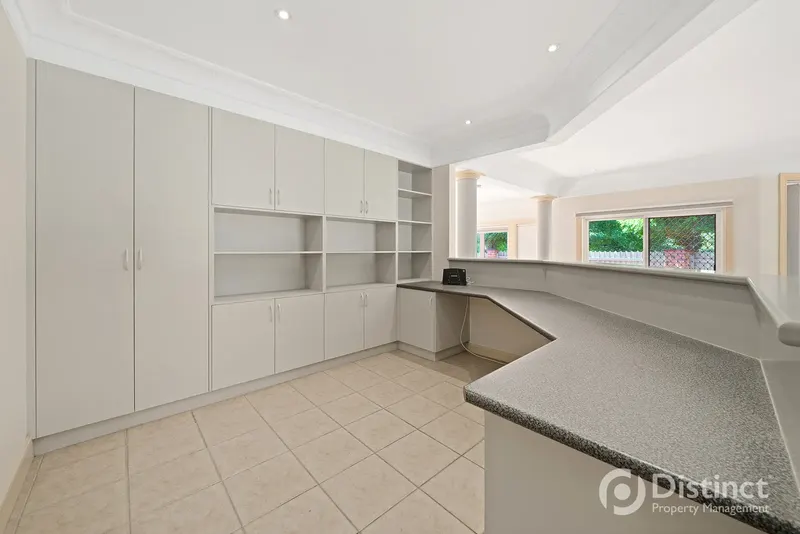 2 Quinlivan Crescent, Dunlop, photo 2