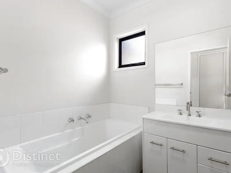 28 Constance Stone Street, Macgregor, photo 12