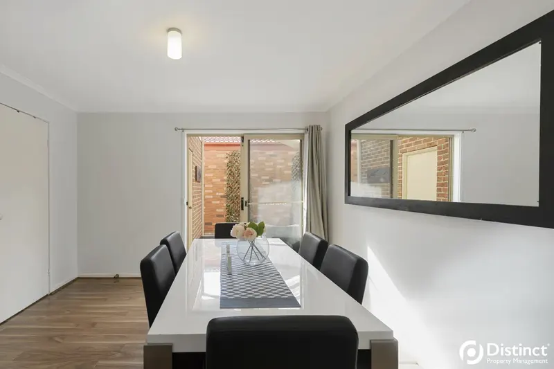 24 Murrung Crescent, Ngunnawal, photo 7