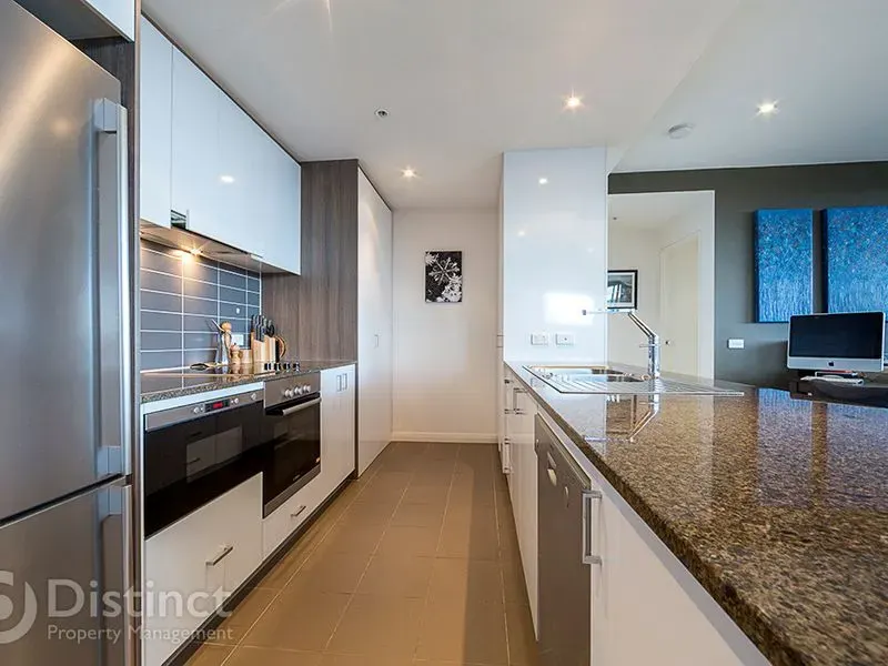 326/1 Mouat Street, Lyneham, photo 2